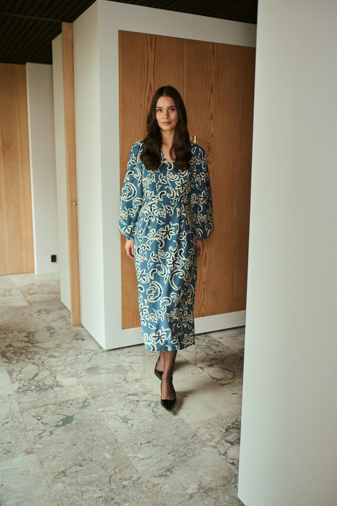 Kaffe Dahlia Dress - Berling Sea/White