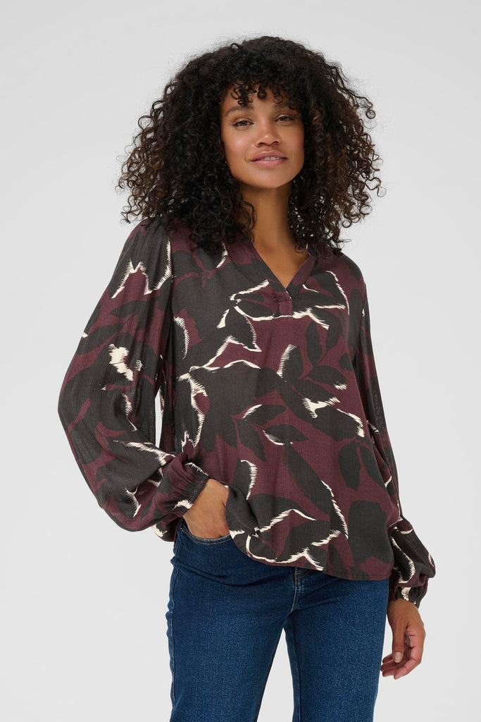 Kaffe Beate Blouse- Windsor Wine/ Black Flowers