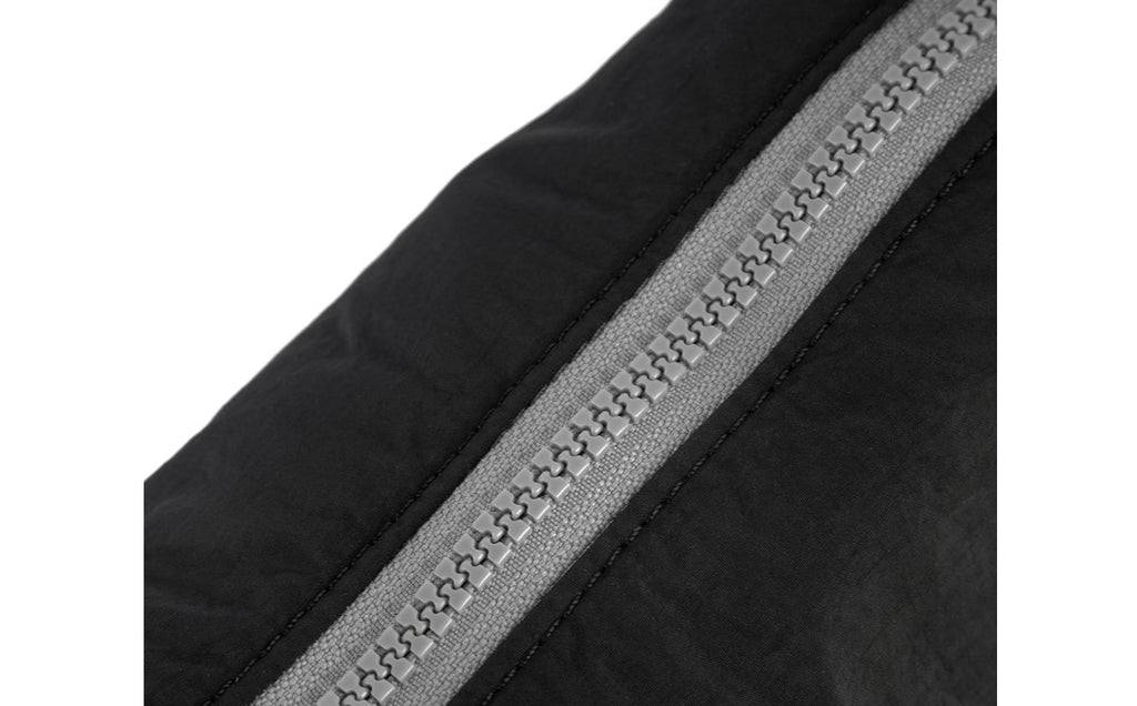 Roka Farringdon- Black