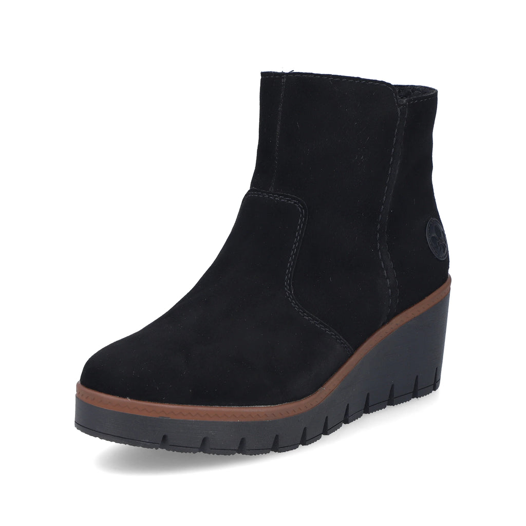 Y5065-00 Black Suede Boot