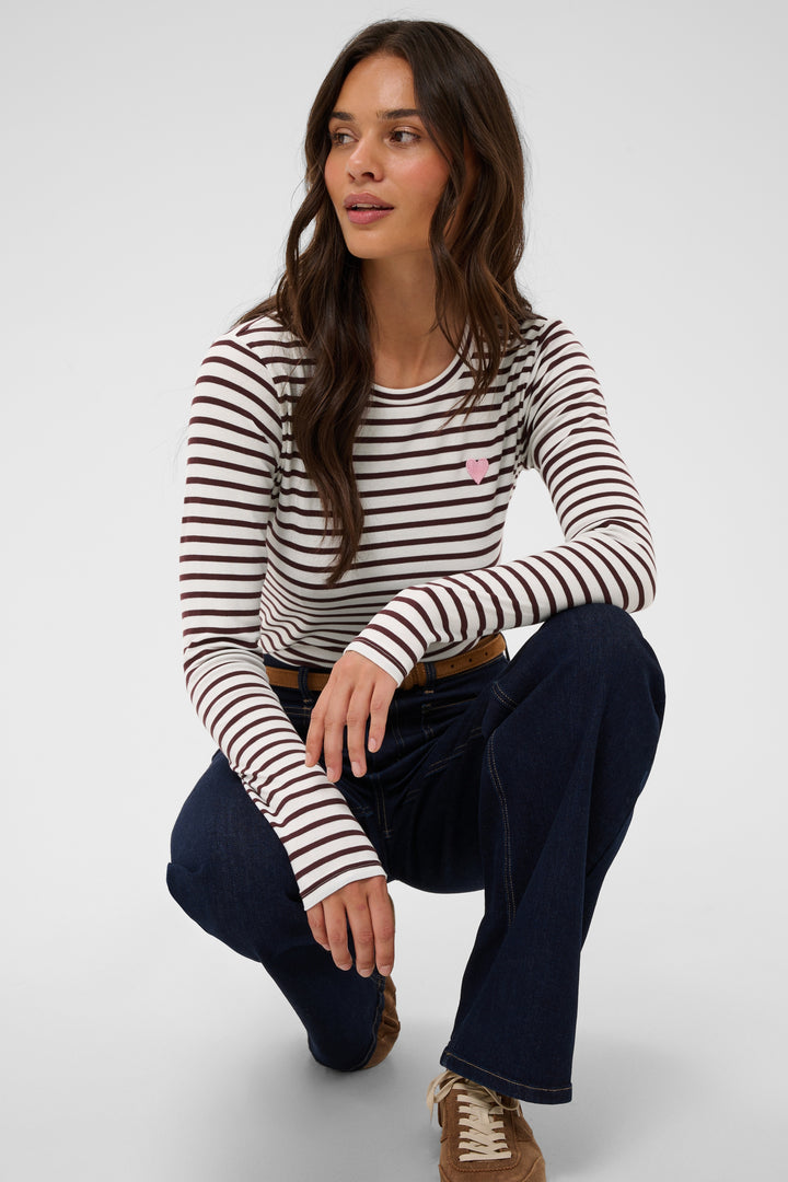 Kaffe Liddy T-shirt- Chalk/Fudge-Wild Rose Heart