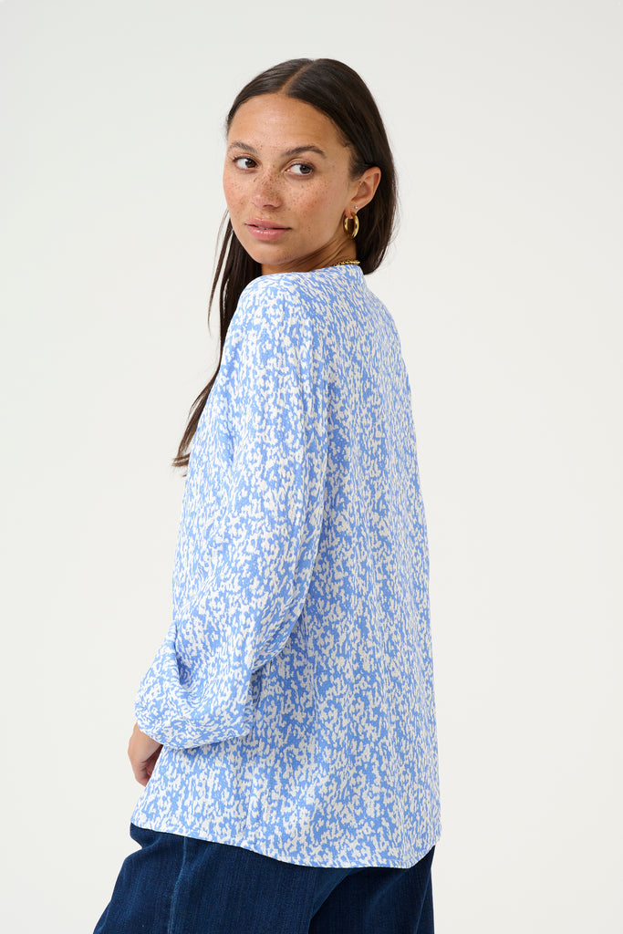 Kaffe Mathilde Blouse Blue/Chalk Graphic