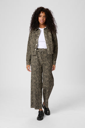 Kaffe Leondra High-Waist Straight Jeans- Feather Gray/Black Animal Print