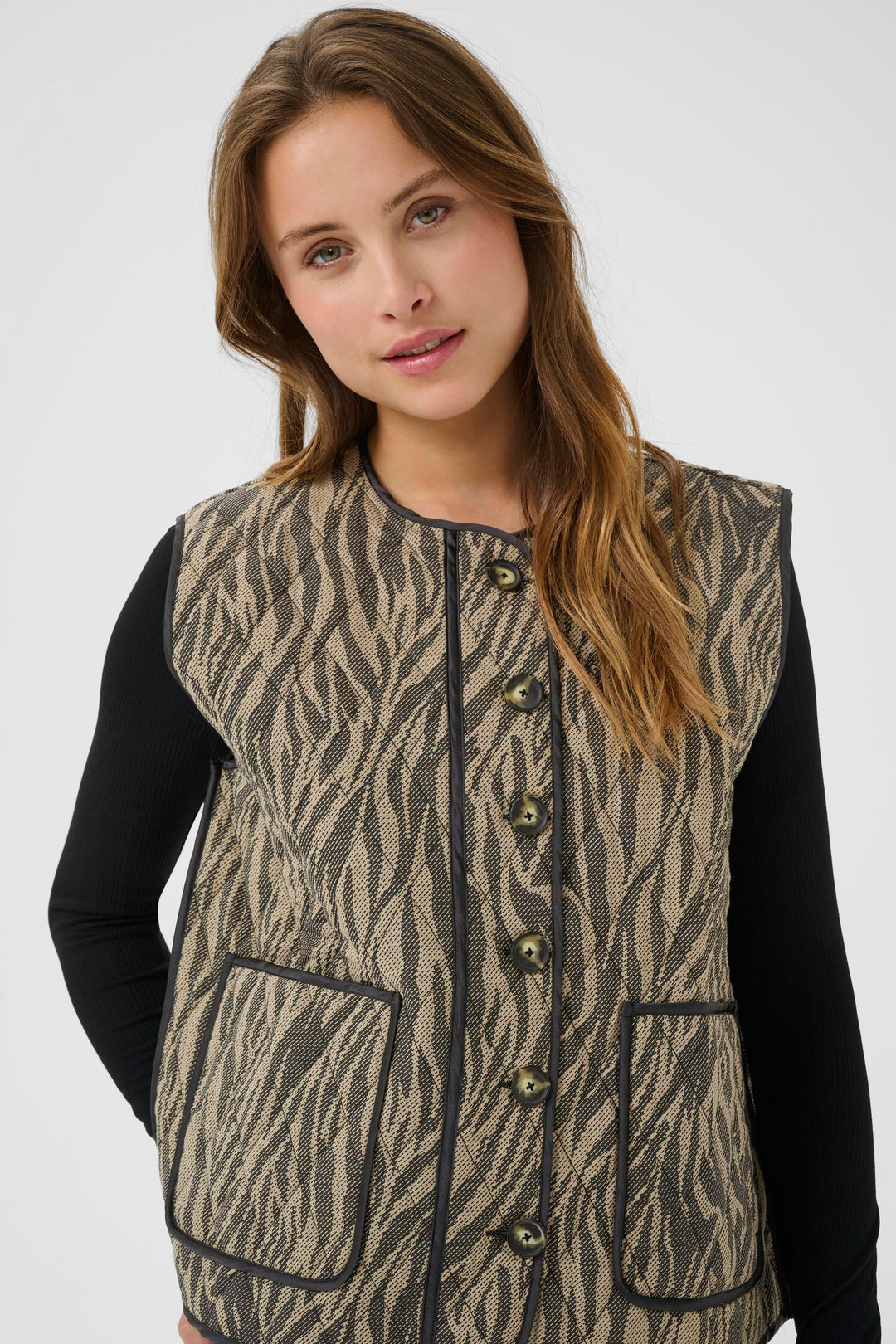 Kaffe Kayla Warm Waistcoat- Feather Gray / Black Animal Print.