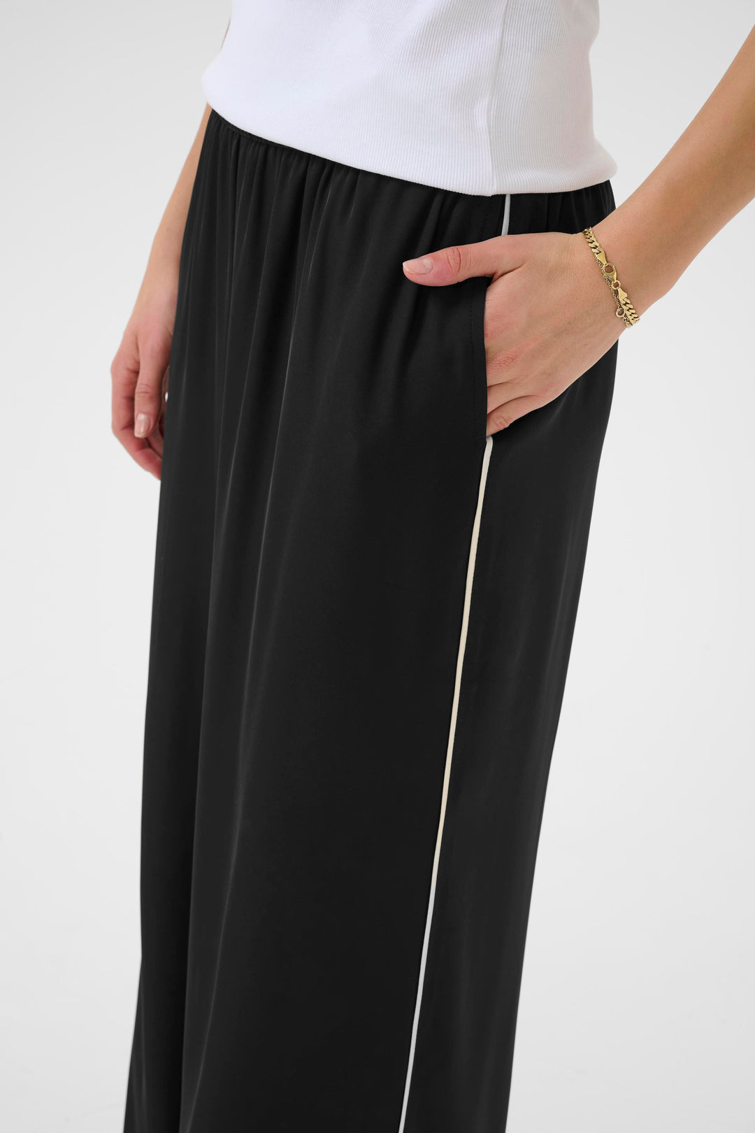 Kaffe Tessa Pants- Black Deep