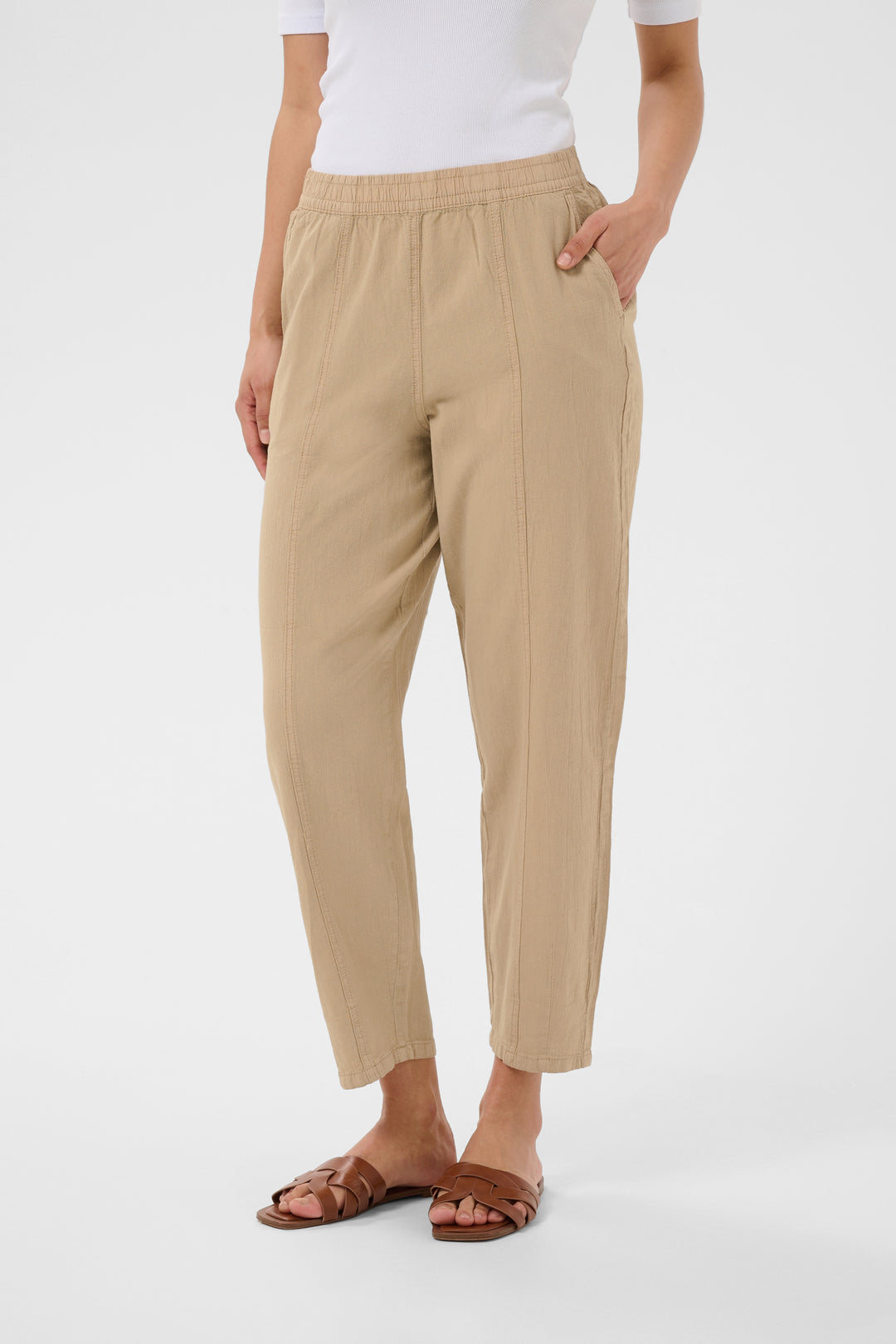 Kaffe Naya trousers- Classic Sand