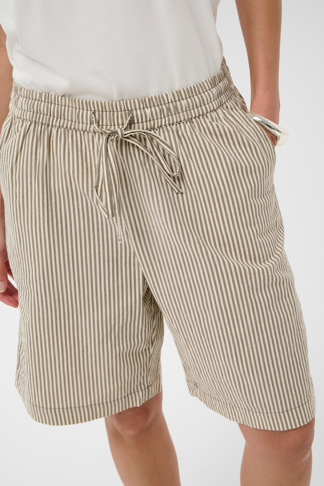 Kaffe Naya Shorts- Brindle/Turtledove Stripe