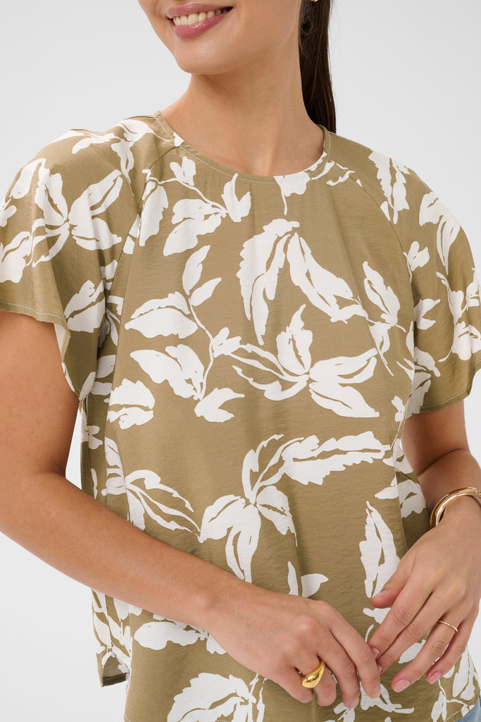 Kaffe Marlo Blouse-Oak Chalk Leaves