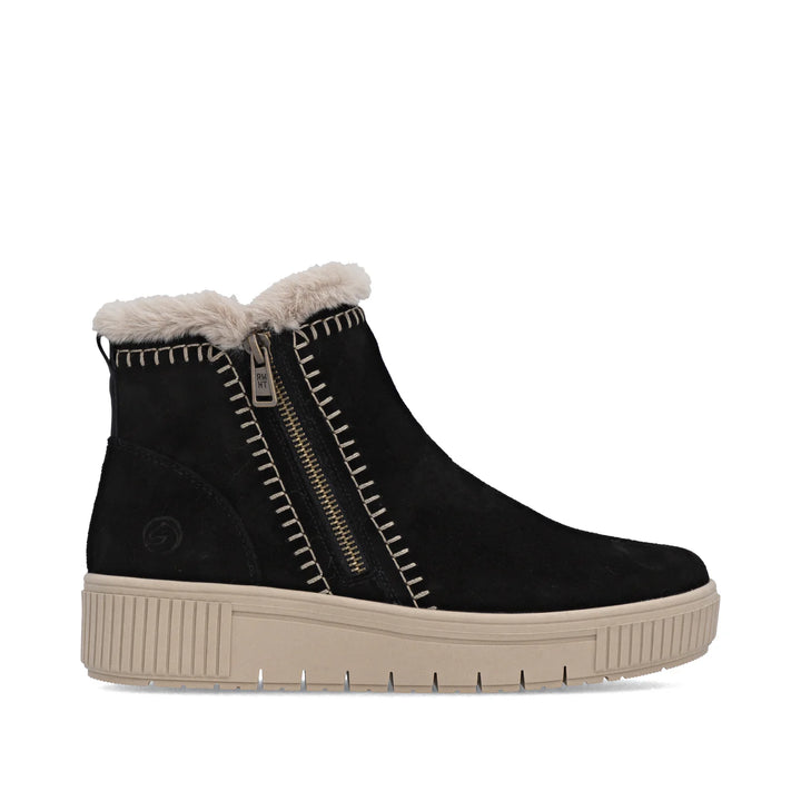 Remonte Black Zip Boots - Wool Lining D3B70-03