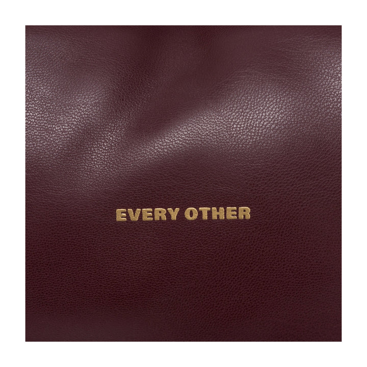 Every Other Shoulder Cross Body Bag - Burgundy