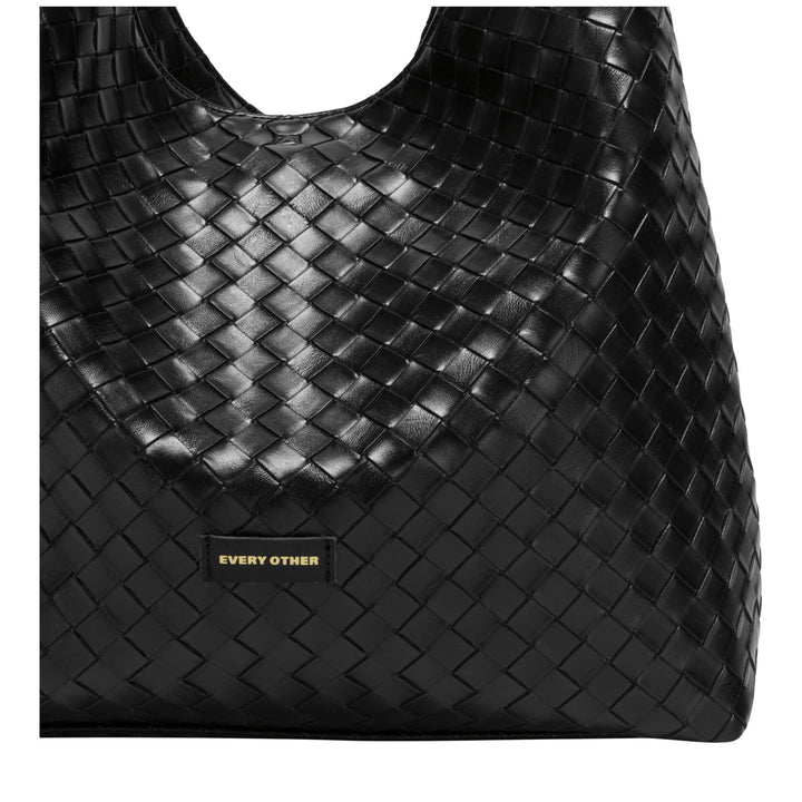 Every Other Single Strap Shoulder Bag - Black