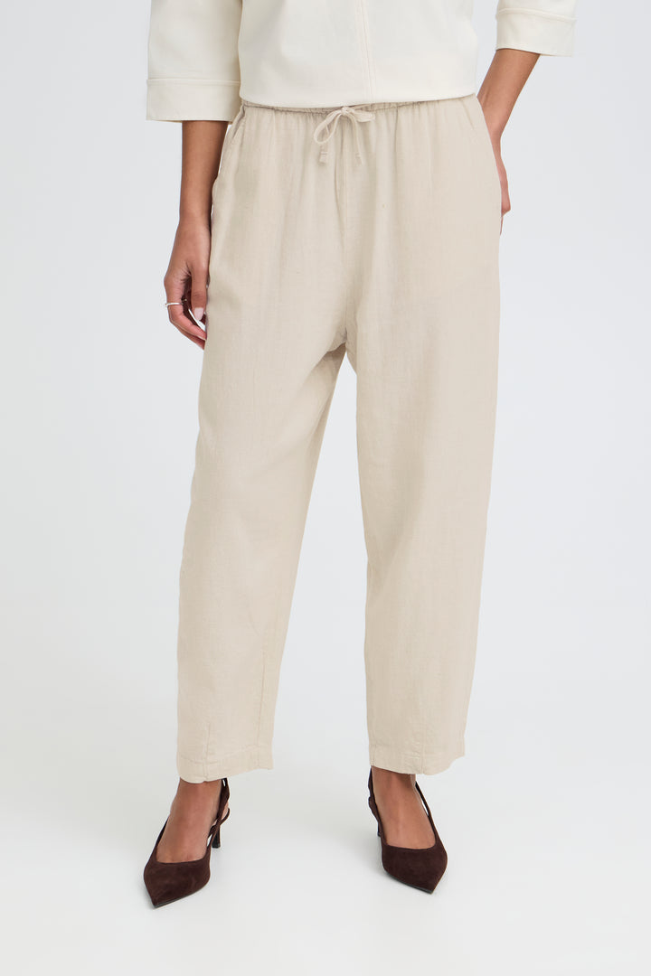 ICHI- IHLINNO Barrel Leg Trousers- Natural Ecru