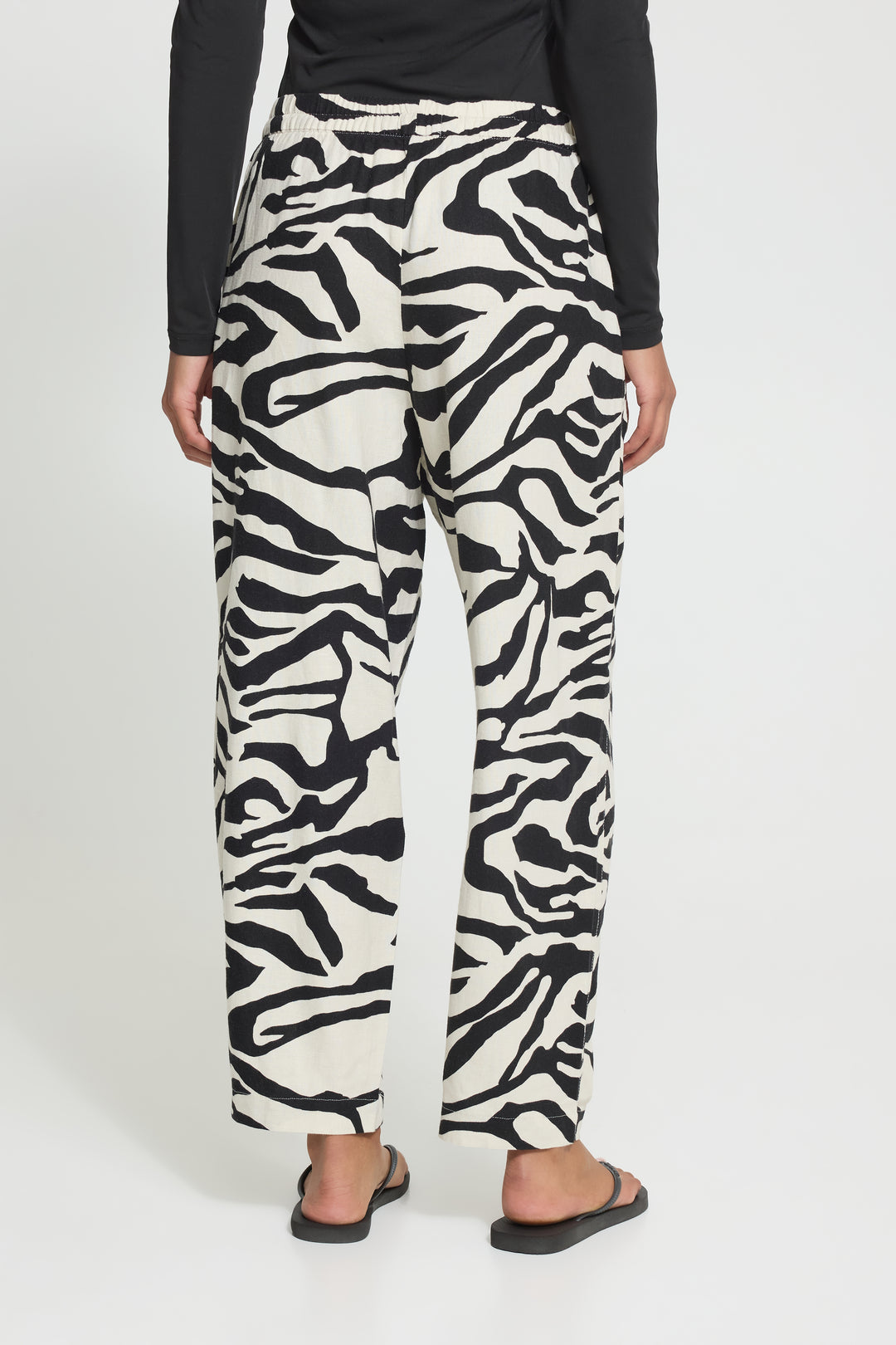 ICHI IHLINNO Barrel Trousers- Graphic Animal