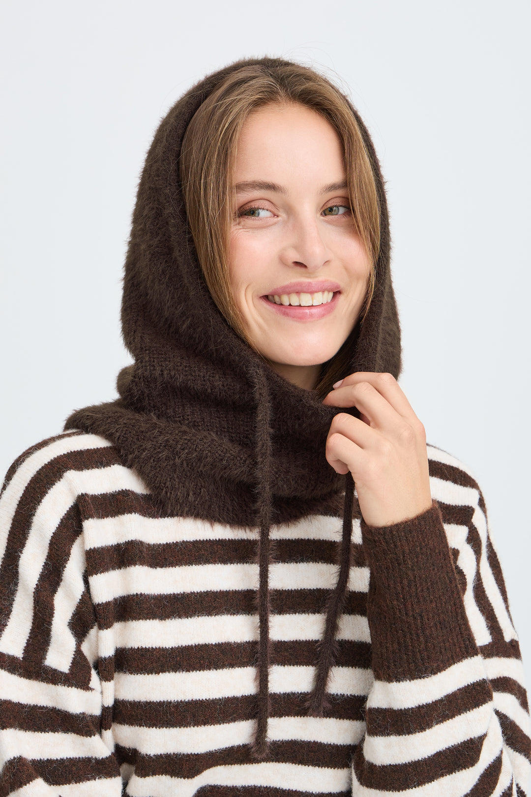 B.Young Vips Balaclava Birch and Java