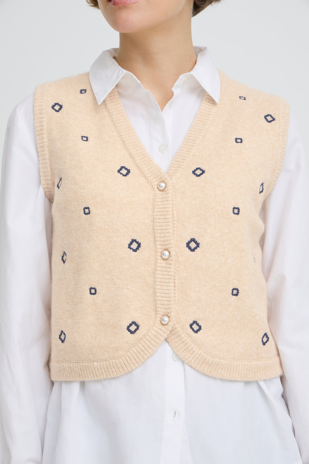 B.Young BYNADIKA EMB Vest - Oyster Gray Geometric