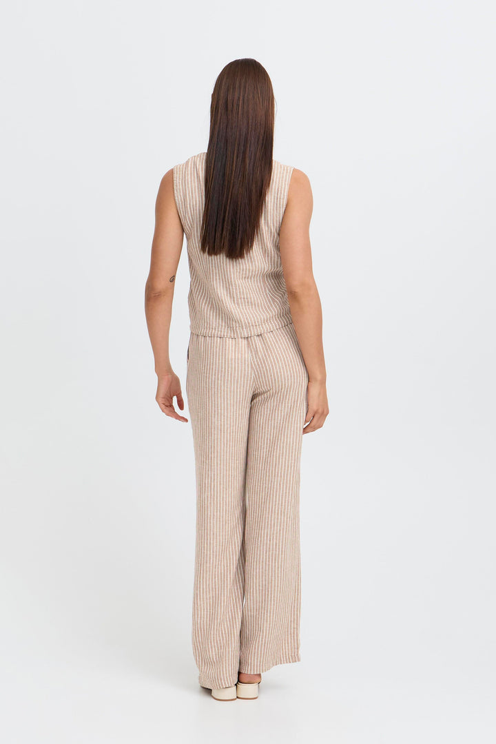 B.Young BYFALAKKA Waistcoat – Woodsmoke Stripe