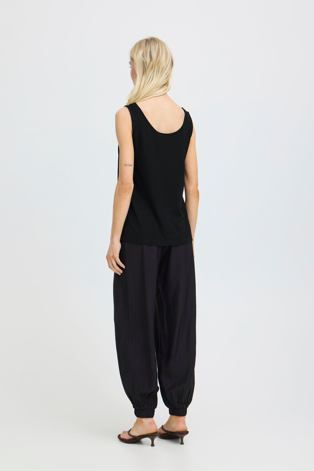 B.Young Simoa top- Black