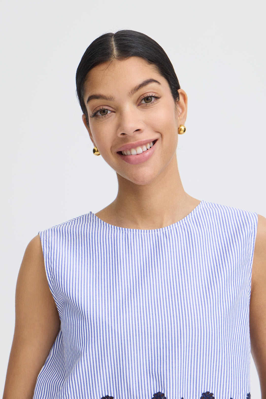 B.Young Inzi Embroidery Sleeveless Blouse- Blue
