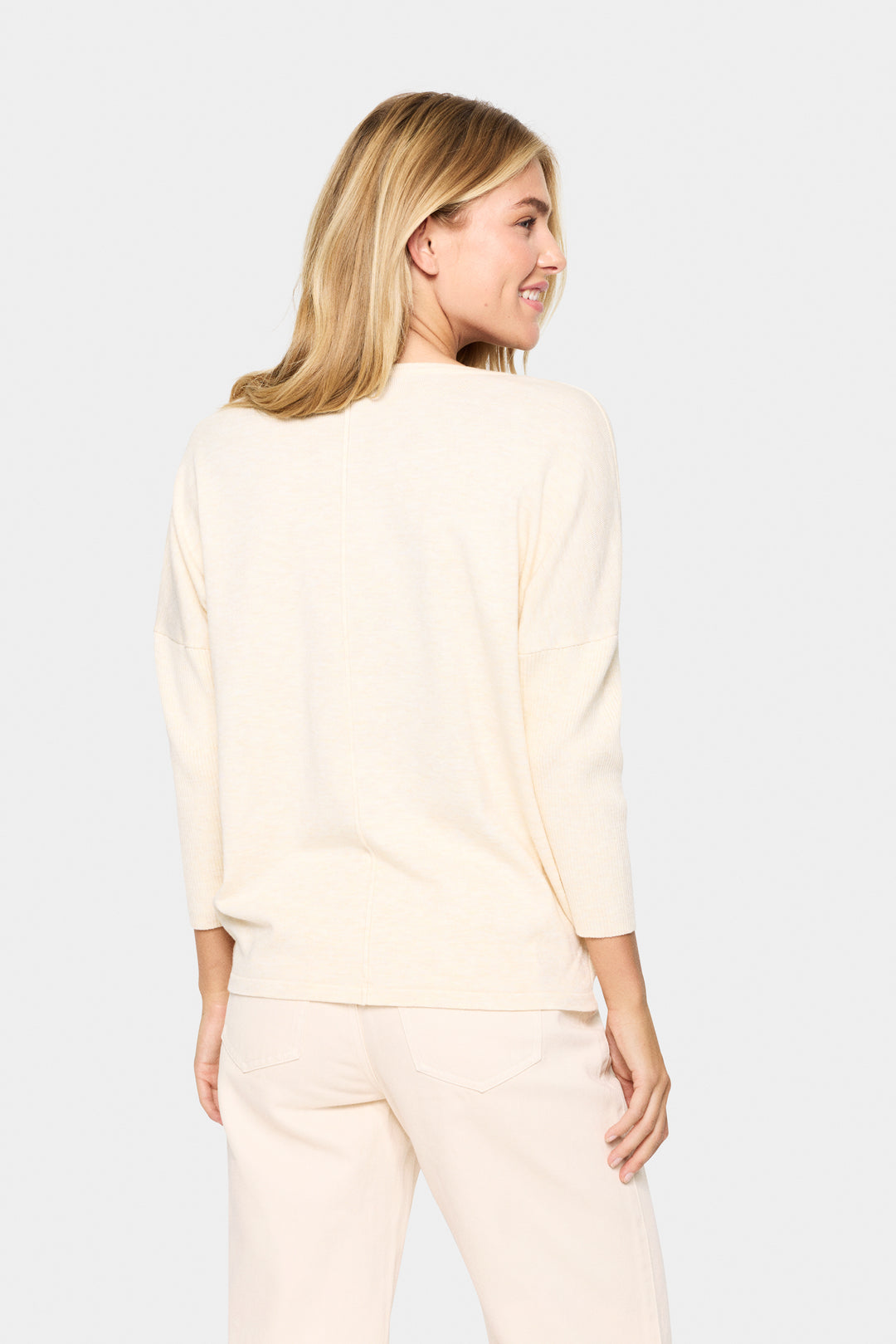 Saint Tropez Mila R-Neck Pullover- Baby's Breath Melange