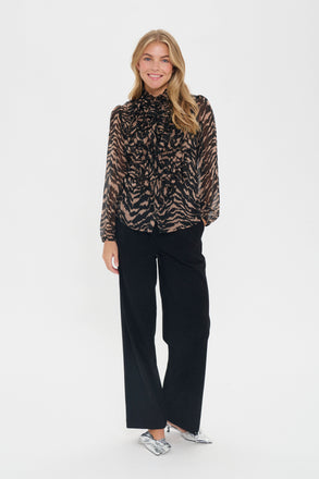 Saint Tropez Lilja Crinkle Long Sleeve Shirt - Black Shifted Strokes
