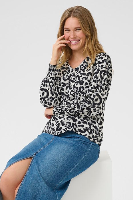 Kaffe KAalice Blouse- White/Black Leopard