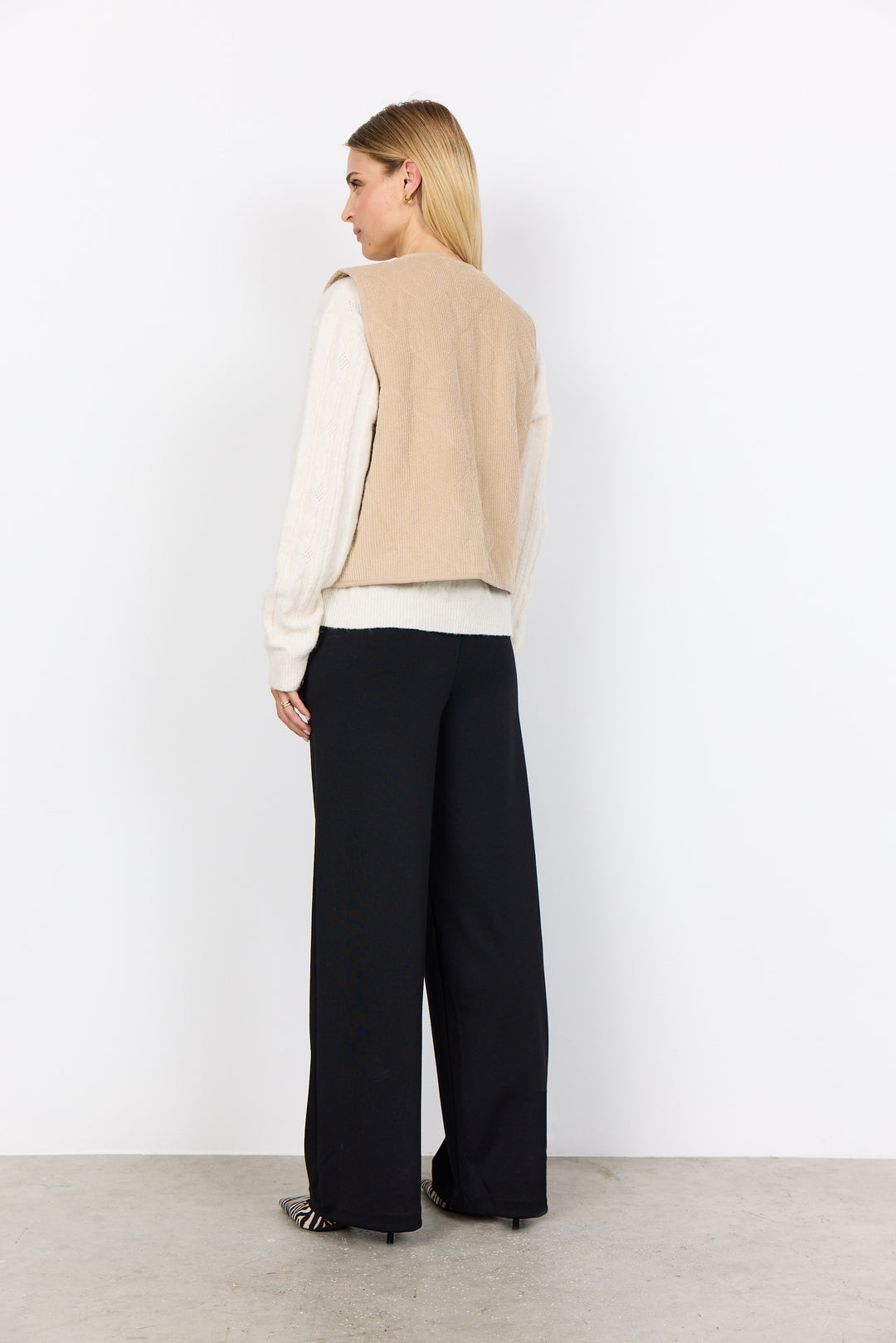 Soya Concept BINDI 17- Sand