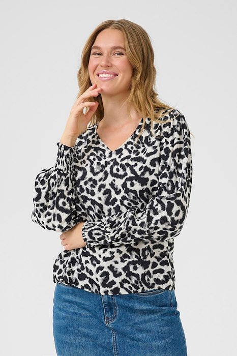 Kaffe KAalice Blouse- White/Black Leopard