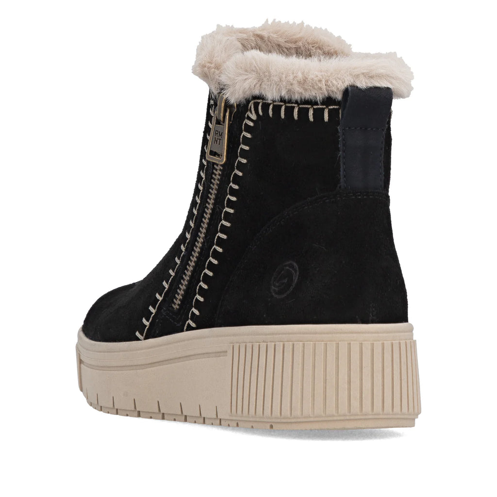 Remonte Black Zip Boots - Wool Lining D3B70-03