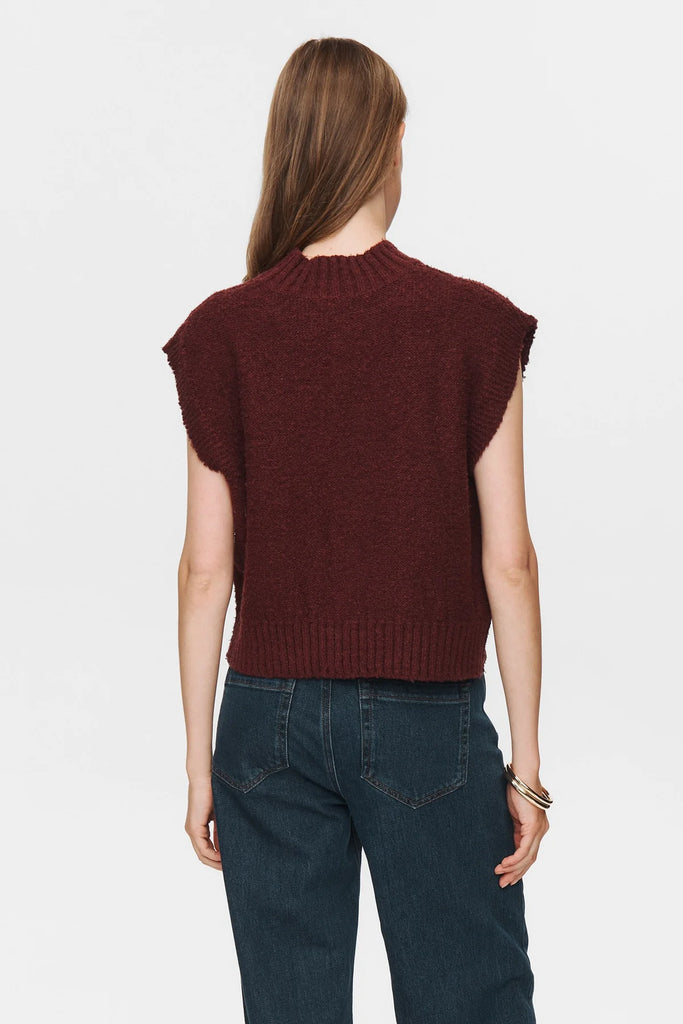 Numph Caly Vest 2721 Winetasting