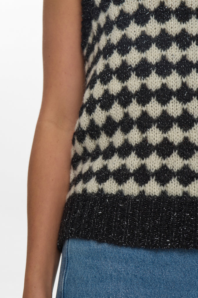 Numph Bila Knit Vest - Caviar