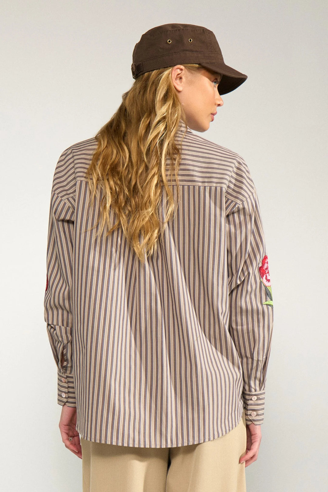Numph NuKacey Embriodery Shirt - Deep Taupe