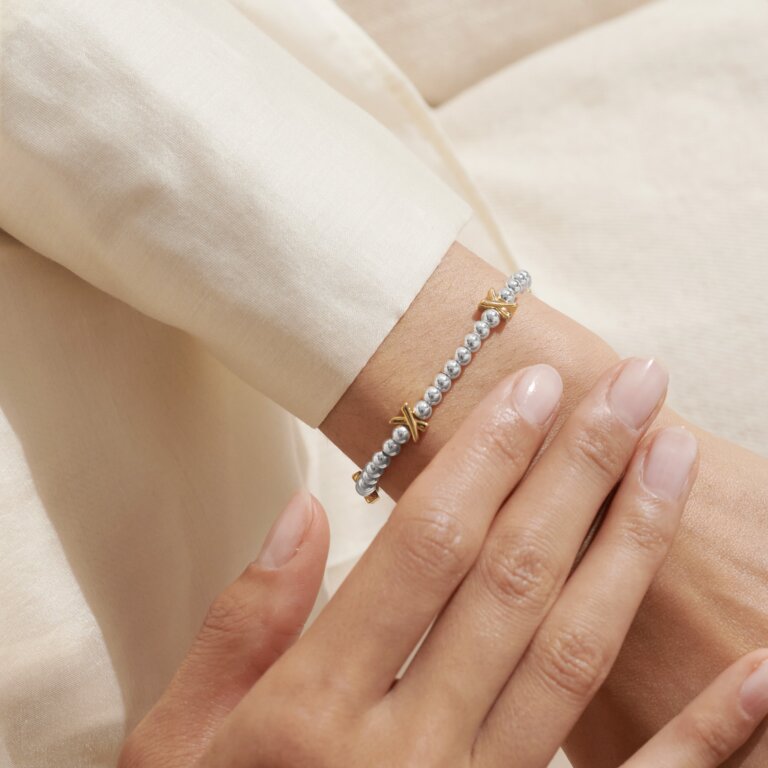 Joma Jewellery Bracelet Bar Silver Base Gold Kisses