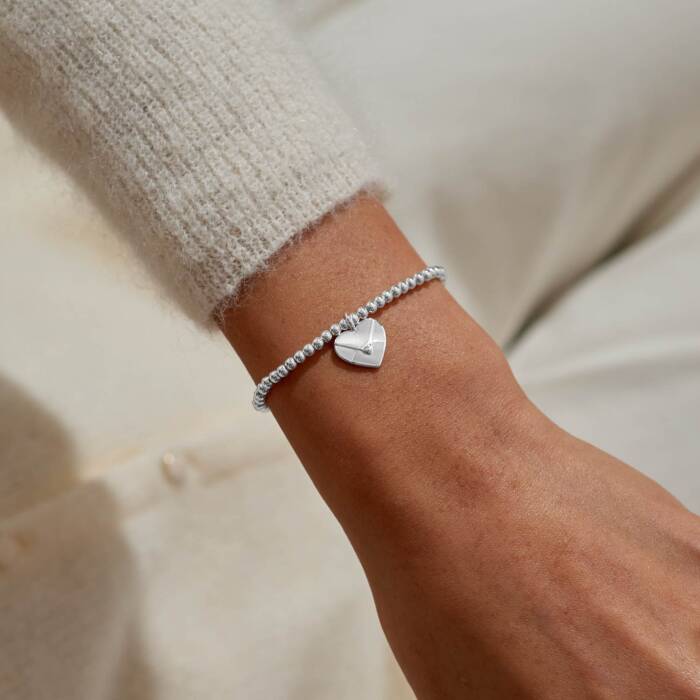 Joma Jewellery A Little Sending Love Bracelet