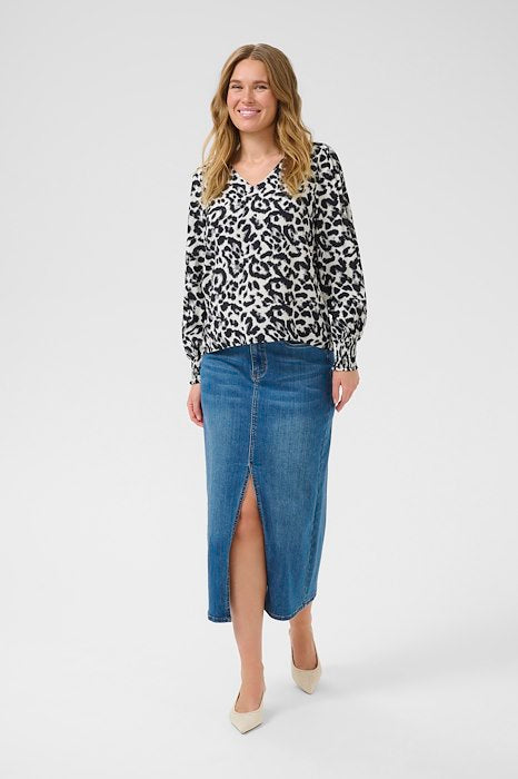 Kaffe KAalice Blouse- White/Black Leopard