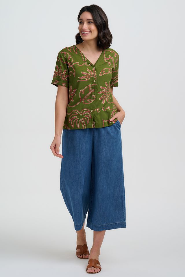 Sugarhill Brighton Hatti V-Neck Shirt- Khaki, Tropical