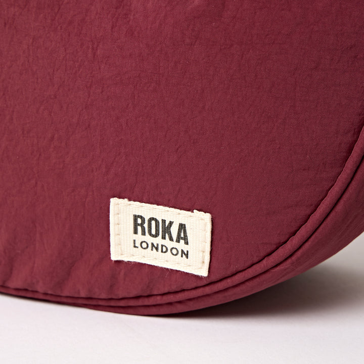 Roka London Farringdon Taslon- Bordeaux