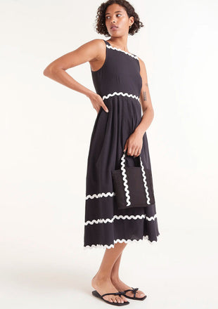 Compania Fantastica Black picunela midi dress