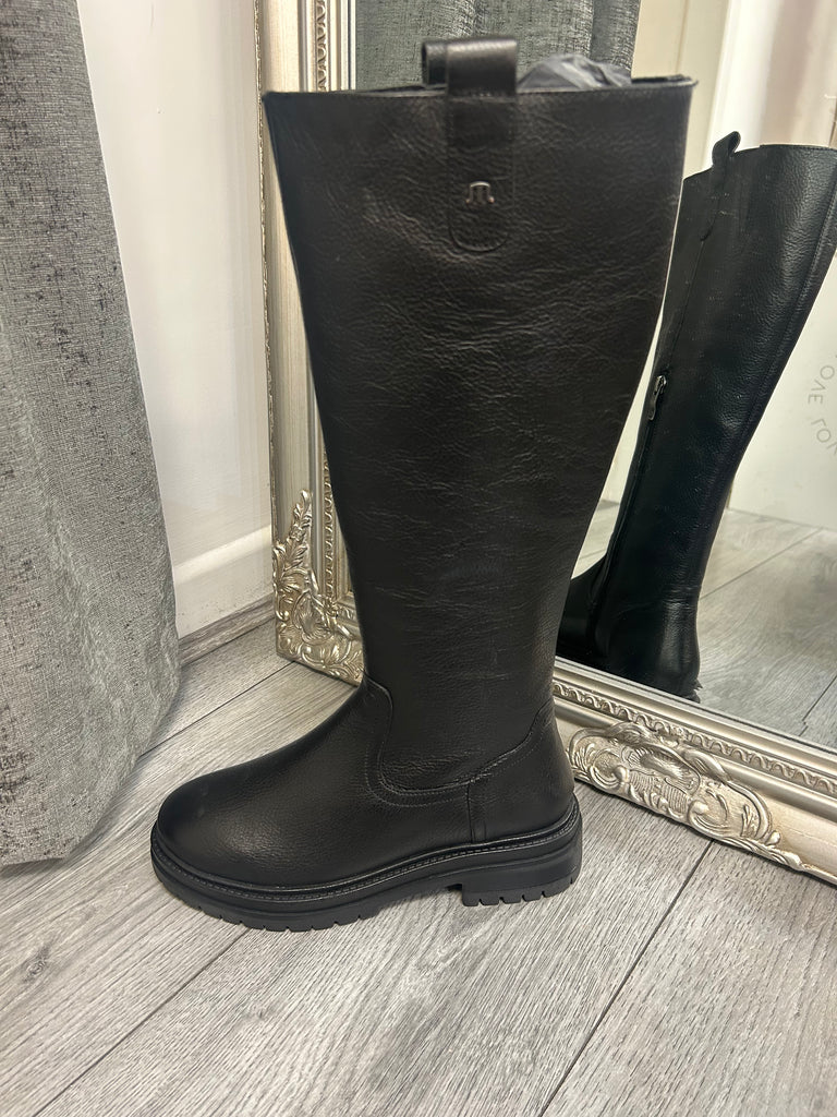 Maruti Briana Laarzen Black