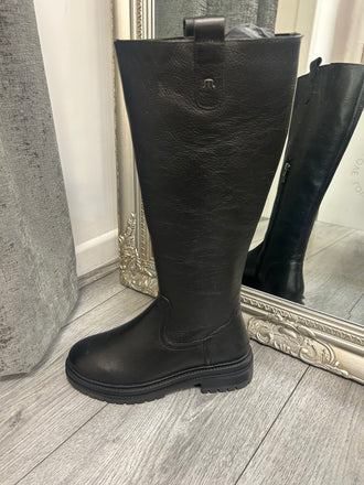 Maruti Briana Laarzen Black