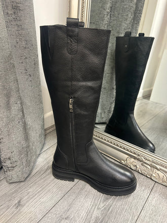 Maruti Briana Laarzen Black