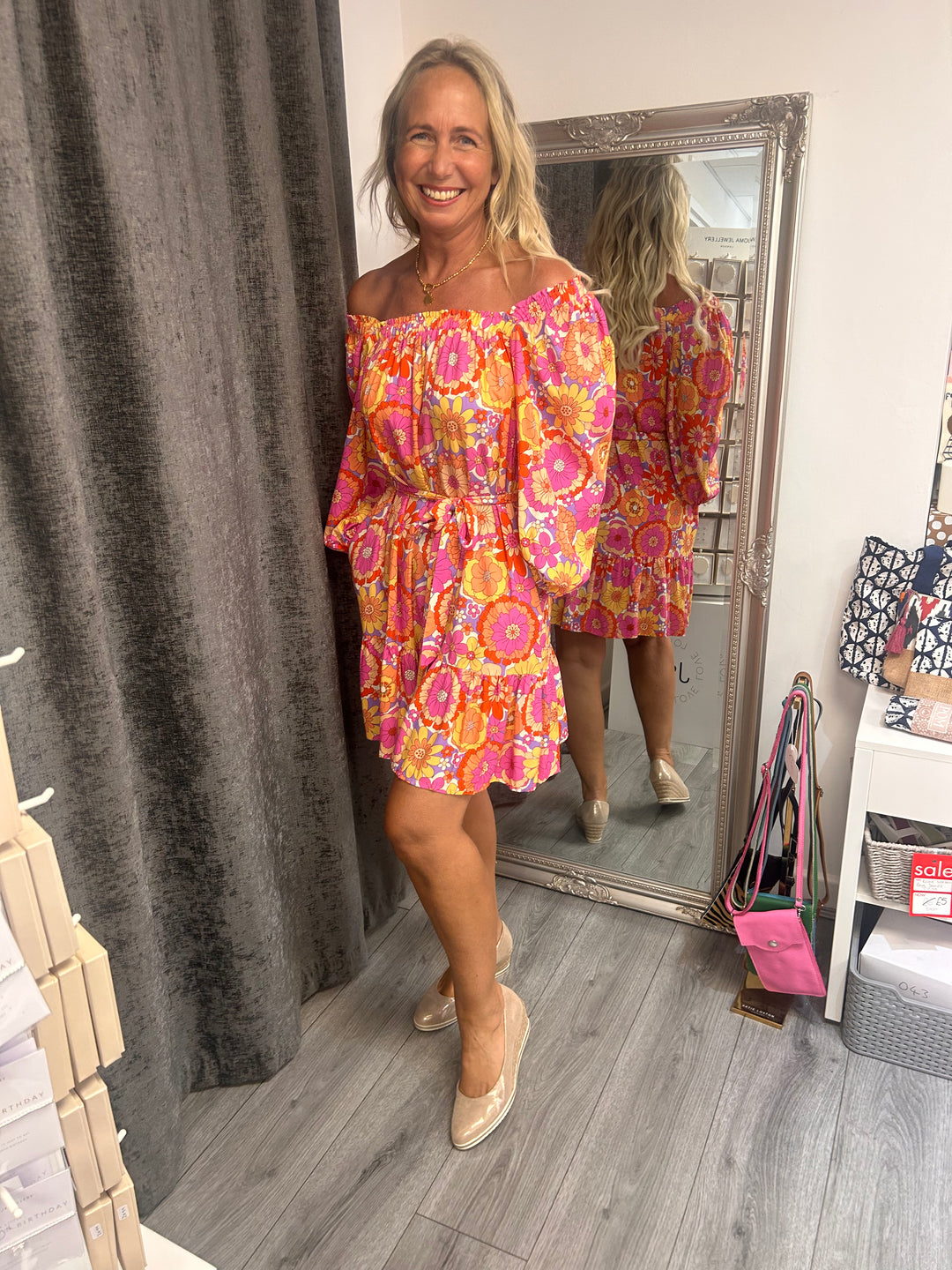 Stella vintage Floral tie Waist short Dress- Multi Pink