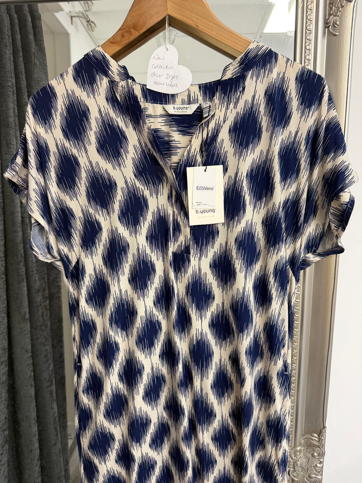 B.Young Mmjoella Dress -Ogee IKat Med Blue