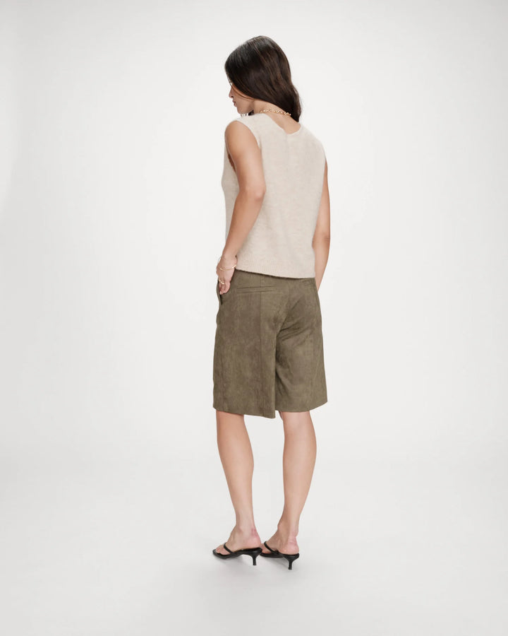 Grace & Mila Nars Sleeveless Buttoned Cardigan- Sand