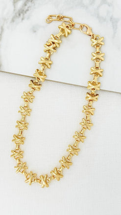 Envy Gold Sculpted Link Necklace