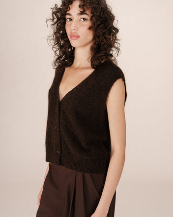 Grace & Mila Santa Sleeveless Cardigan - Chocolat