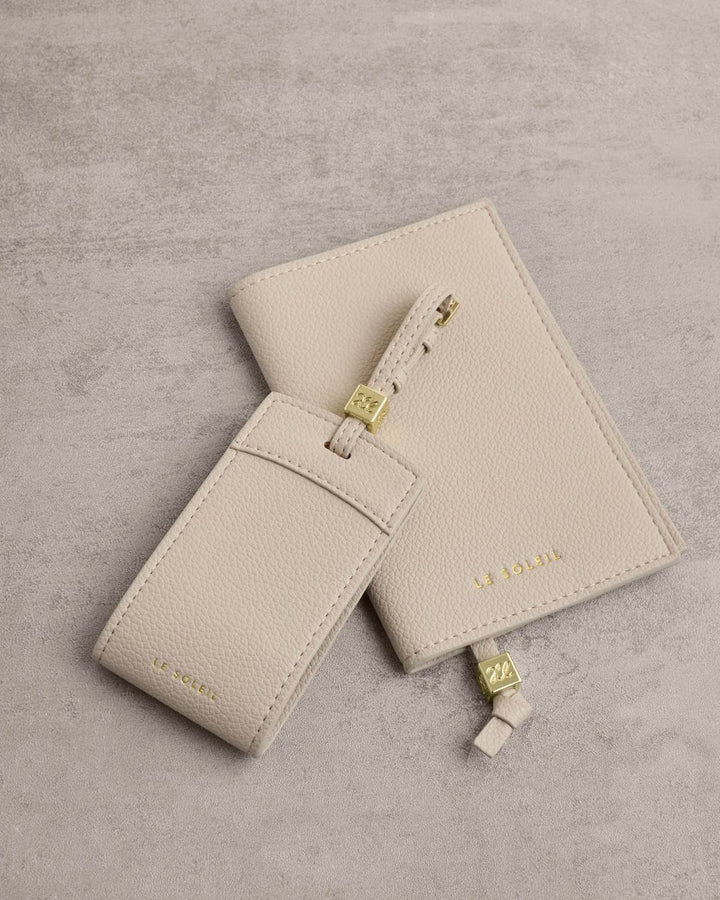 Katie Loxton Passport Cover 'The world is your OYSTER'- Pewter