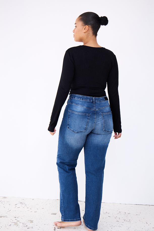 Ichi Twiggy Straight Leg Jeans- medium Blue- 32 leg