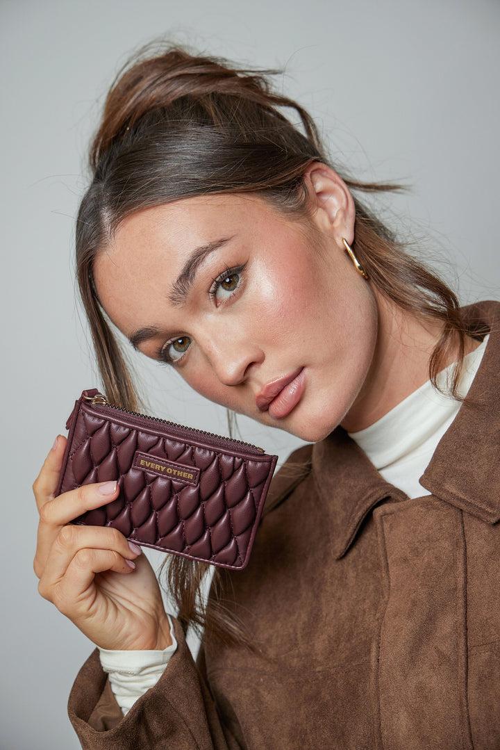 Every Other Quilted Zip Card Holder - Burgundy