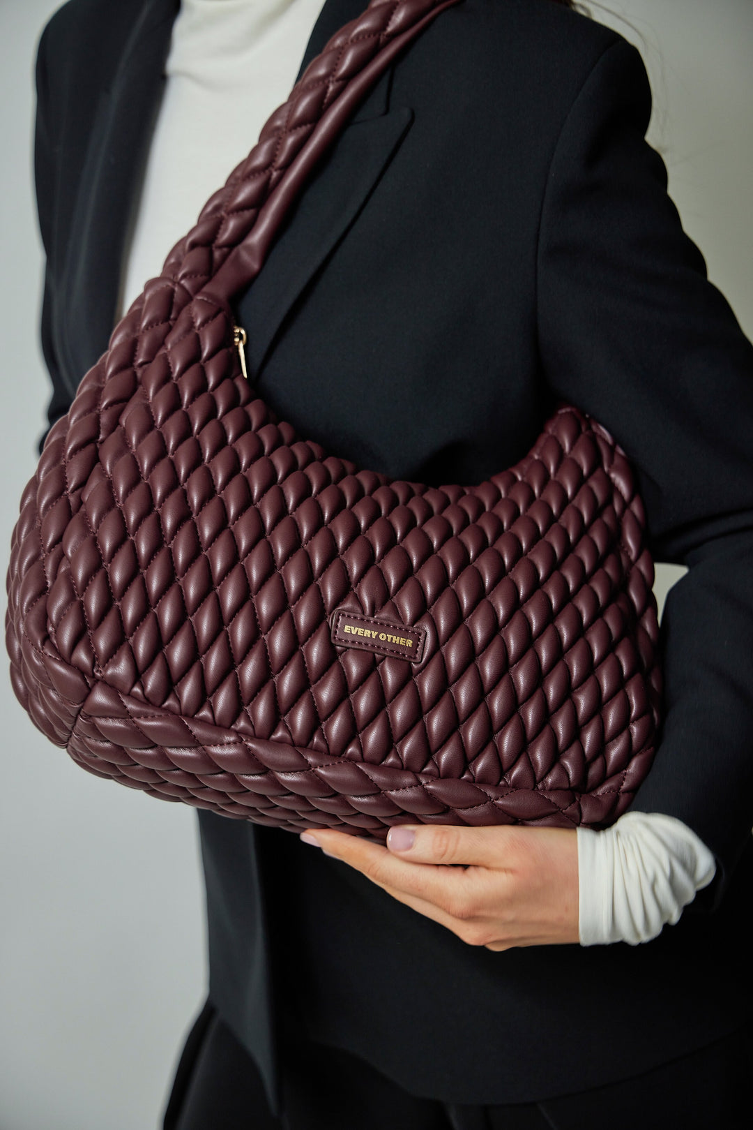 Every Other Quilted Shoulder Bag - Burgundy