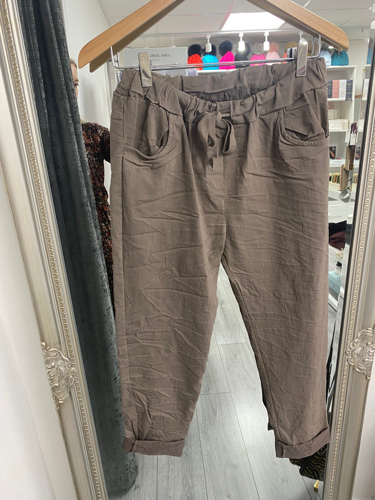 Italian Crinkle Magic Pants (Size One)